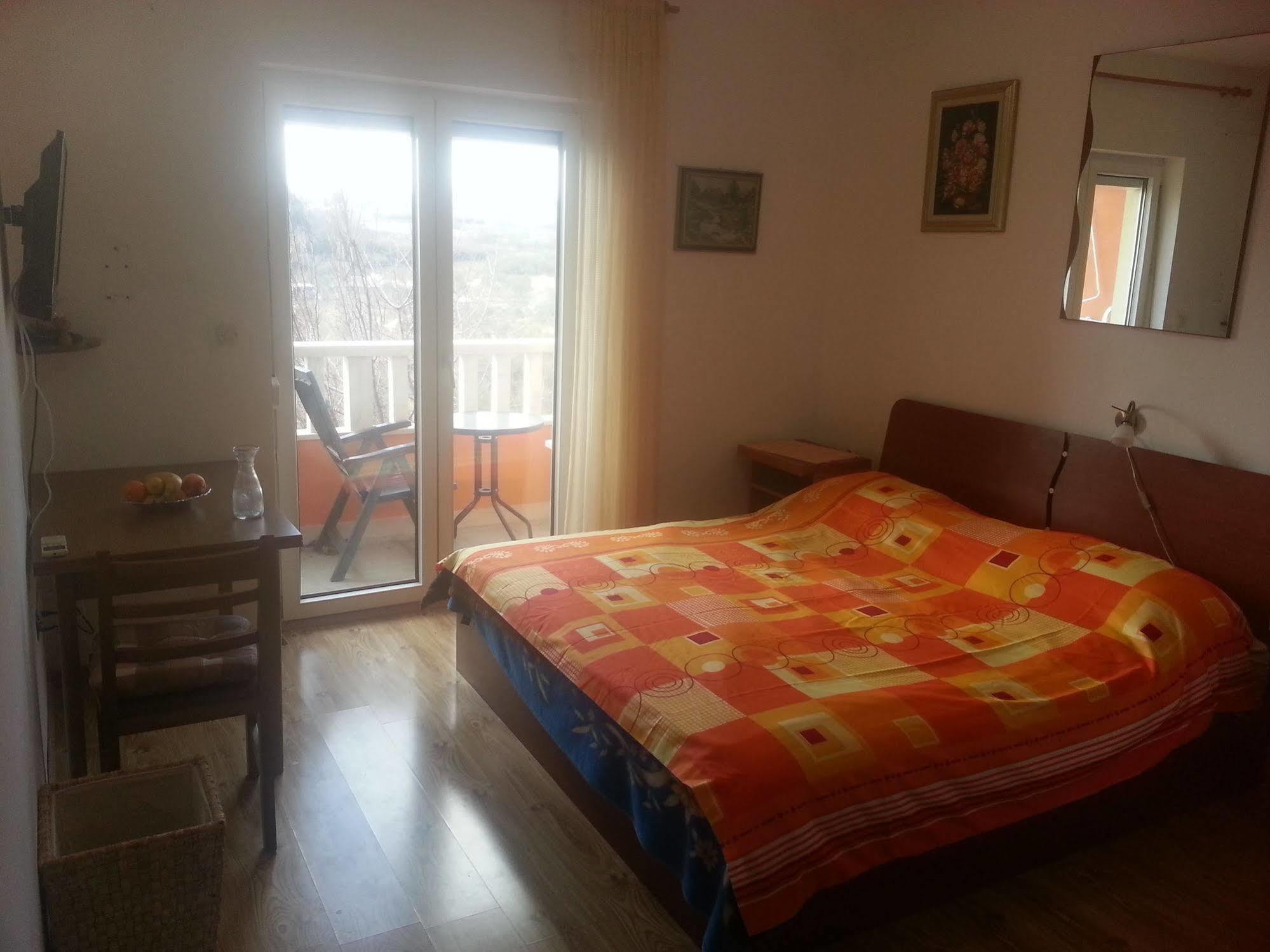 Super Horizont -Free Parking And Jaccuzzi Hotel Stobreč Екстериор снимка
